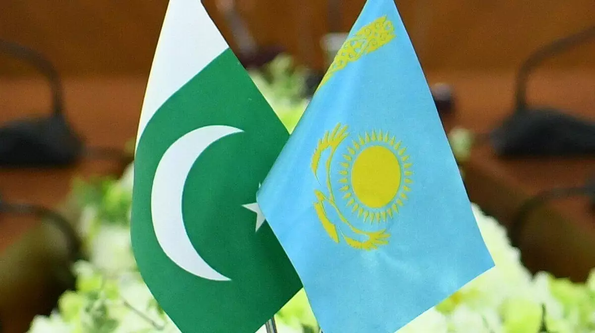 Казахстан и Пакистан расширяют сотрудничество: Токаев проведет переговоры с руководством страны