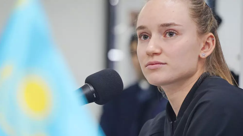 Елена Рыбакина ресми түрде әлемнің үшінші ракеткасы атанды