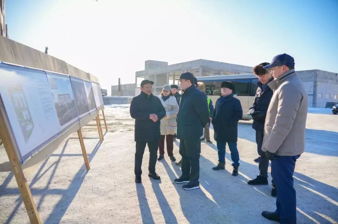 Еще два роддома обещают построить в Астане