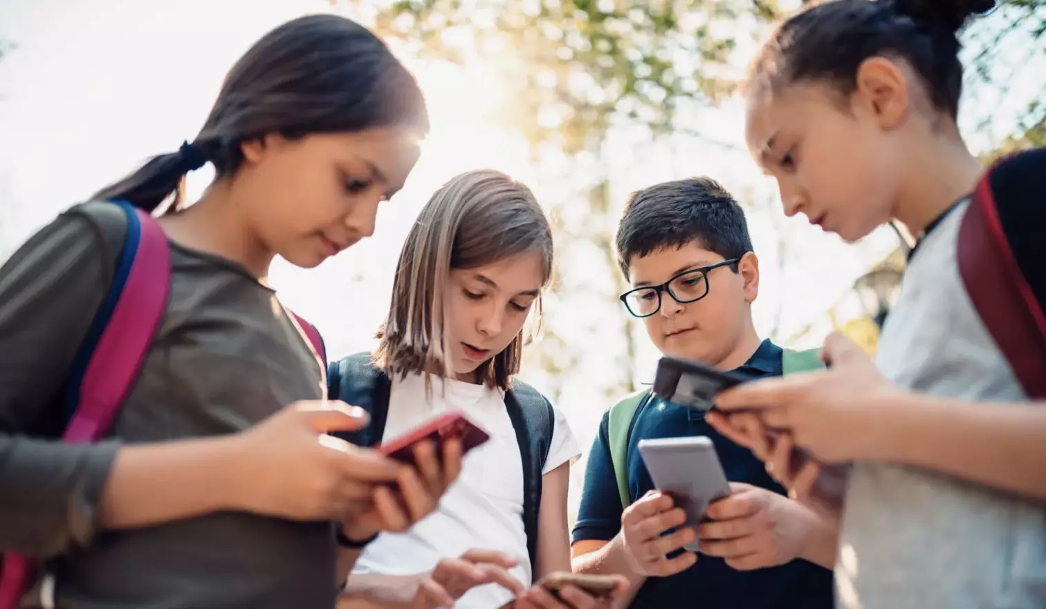 Түркияда балаларға әлеуметтік желіге кіруге тыйым салынбақ