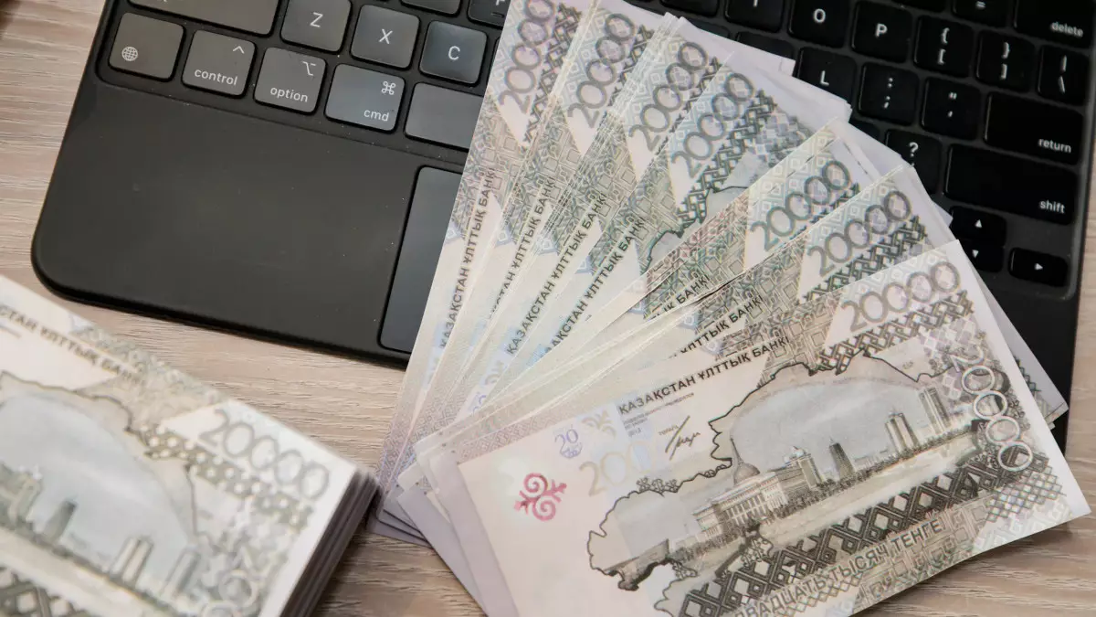 Бастық пен есепші жазаланды: Түркістанда 500-ден астам жұмысшыға жалақы төленбеген