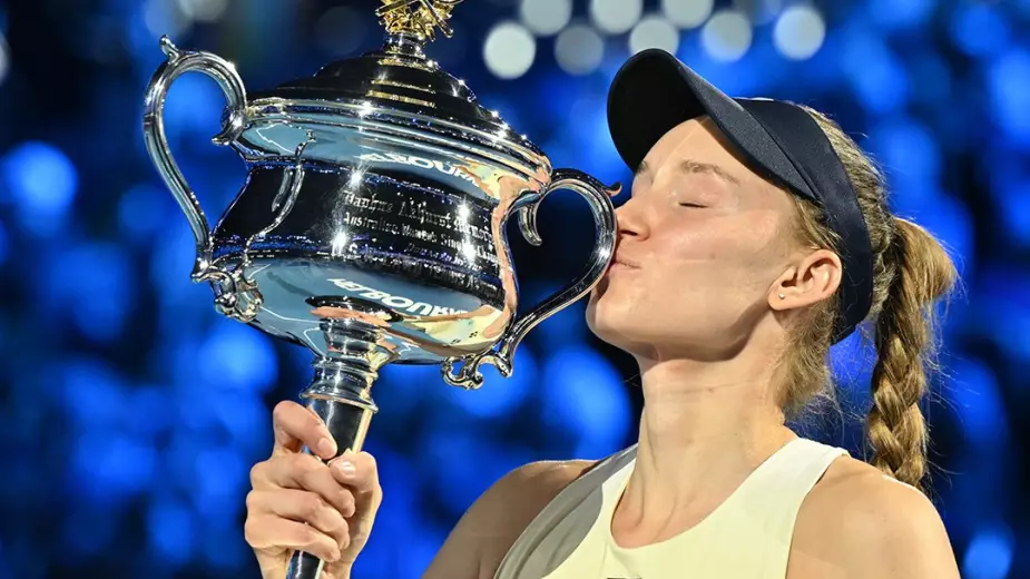 Елена Рыбакина официально третья ракетка мира