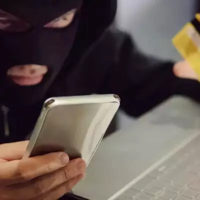 Жительница Актобе лишилась 12 млн тенге из-за лжесотрудника АФМ