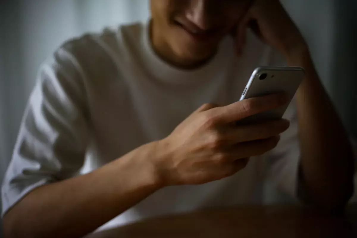 В столице осудили мошенника, выдававшего себя за «целителя» в TikTok