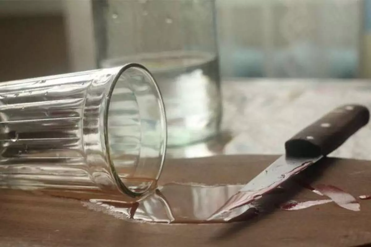 Резонансная история с ножевым ранением полицейского в Атырау получила продолжение