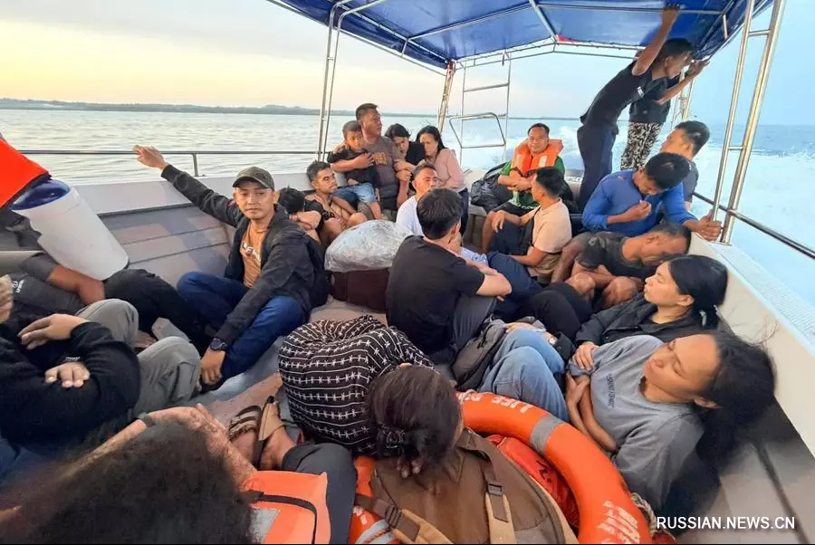 Число погибших при крушении парома на юге Филиппин достигло 40 человек