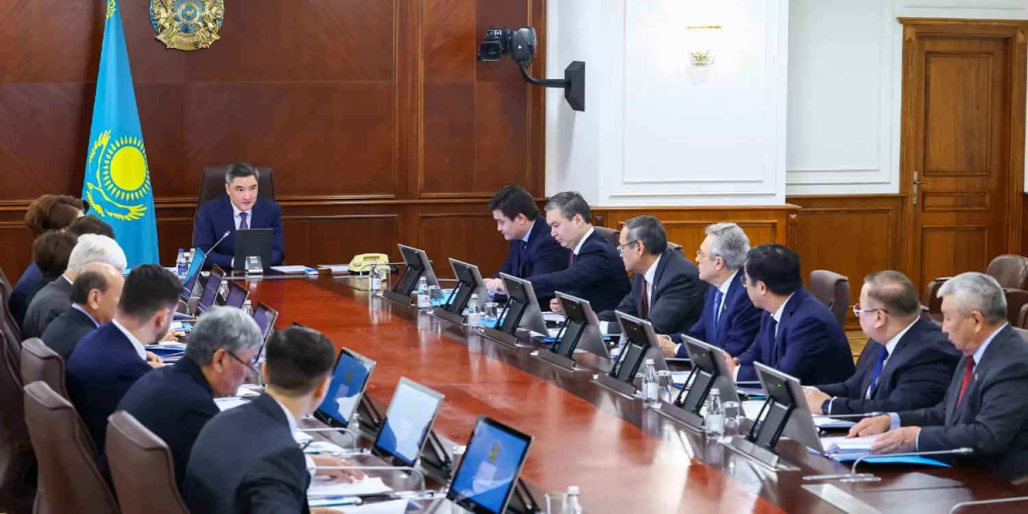 Олжас Бектенов: жаңа Конституция сенім мен тұрақтылықты нығайтып, болжамды дамуға жол ашады