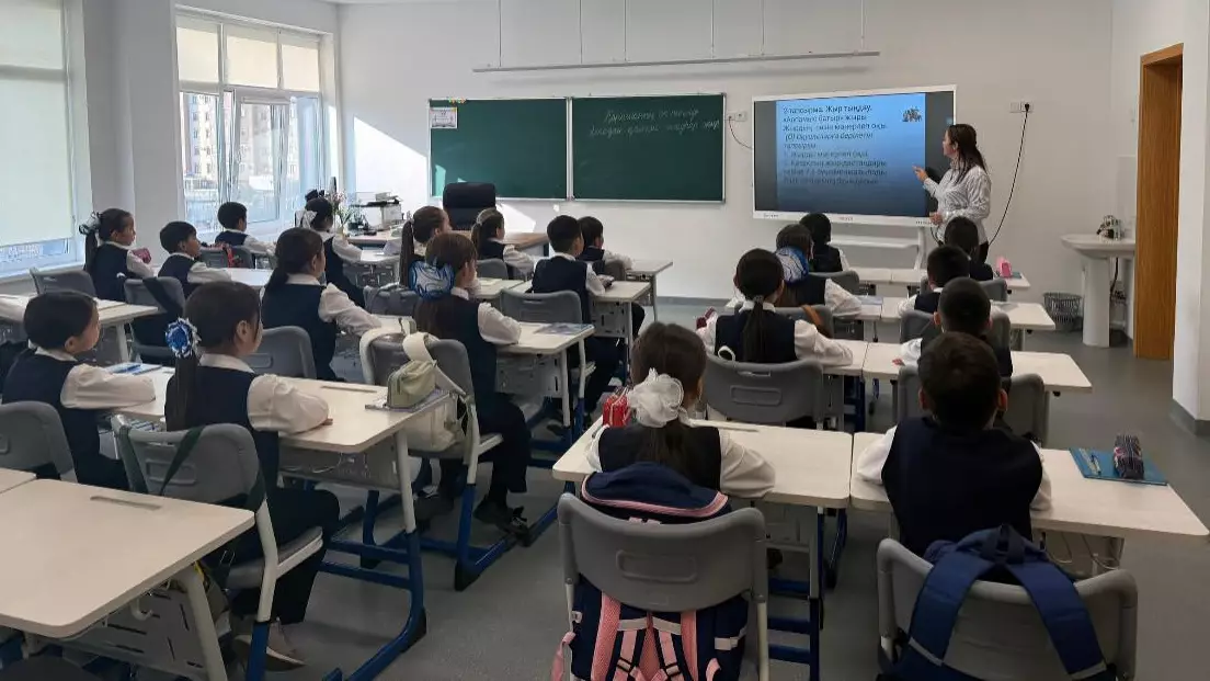 Ұсыныс: "Мектеп директоры білім саласын былықтырмасын десек..."