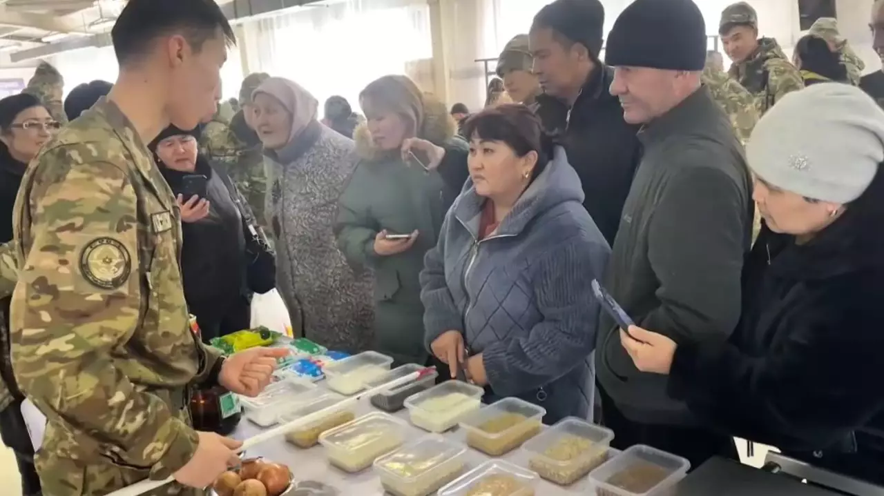 Елдегі бірнеше әскери бөлімде Ашық есік күні өтті