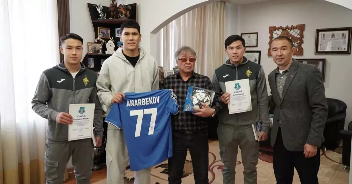   Болашақ чемпиондарға сенім: «Қайрат» футболшыларына ректор гранты берілді   
