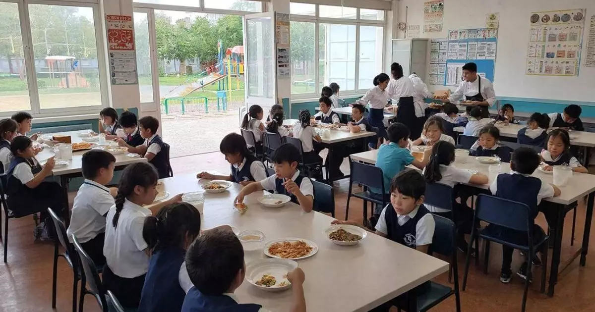  Оқушылардың асы маскүнемдердің қолында: Бурабайдағы мектеп директоры қызметінен қуылды 