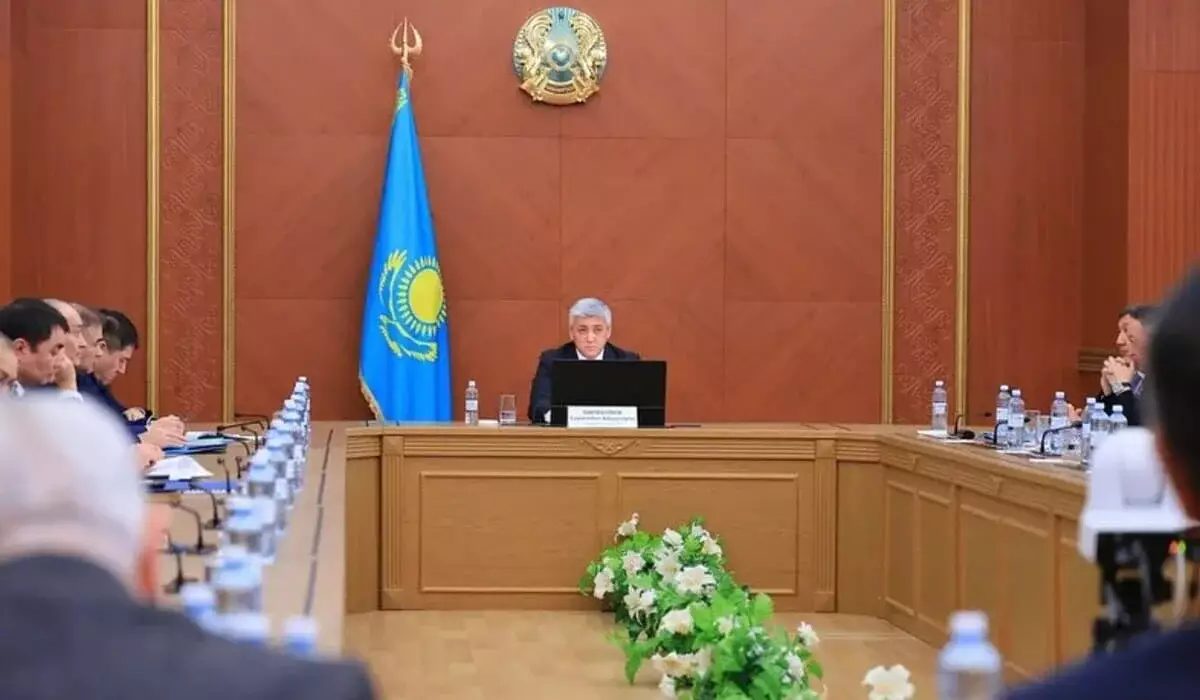 Ермаганбет Булекпаев рассказал, как проект Конституции усиливает роль граждан и местной власти