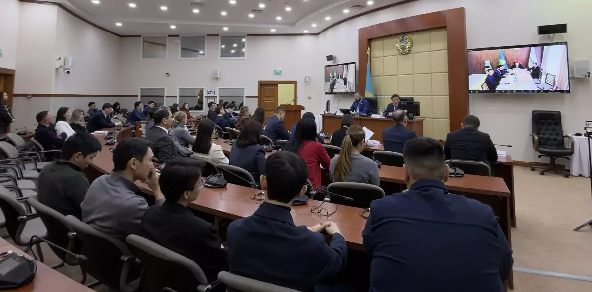 Определение вектора поддержки конституционной реформы: в столице прошло заседание актива партии Respublica