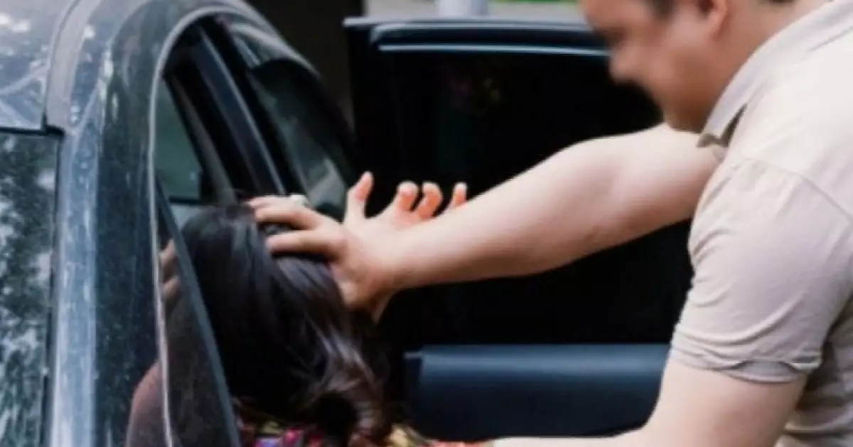  Мәжбүрлеп алып қашқан. Түркістандық қыздың туыстары әділ тергеуді талап етіп отыр 