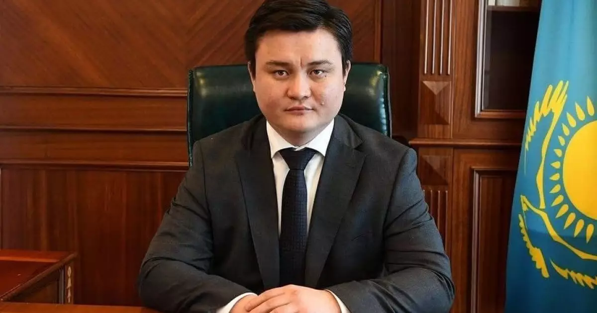  Әсет Ерғалиев Президент кеңесшісі болып тағайындалды 