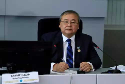 Проект новой Конституции открывает путь для развития науки и человеческого потенциала — академик