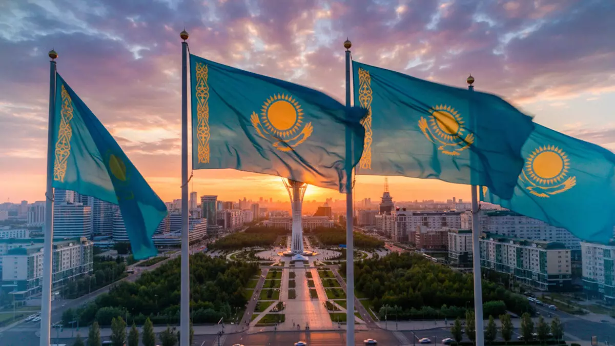 Қазақстан Конституциясын жаңарту: демократиялық өзгерістердің негізі