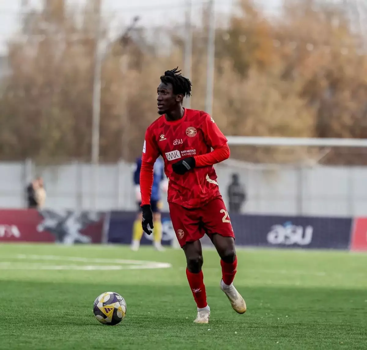 “Қызылжарда” болған қара нәсілді ойыншы “Динамо” командасы қаралымында жүр