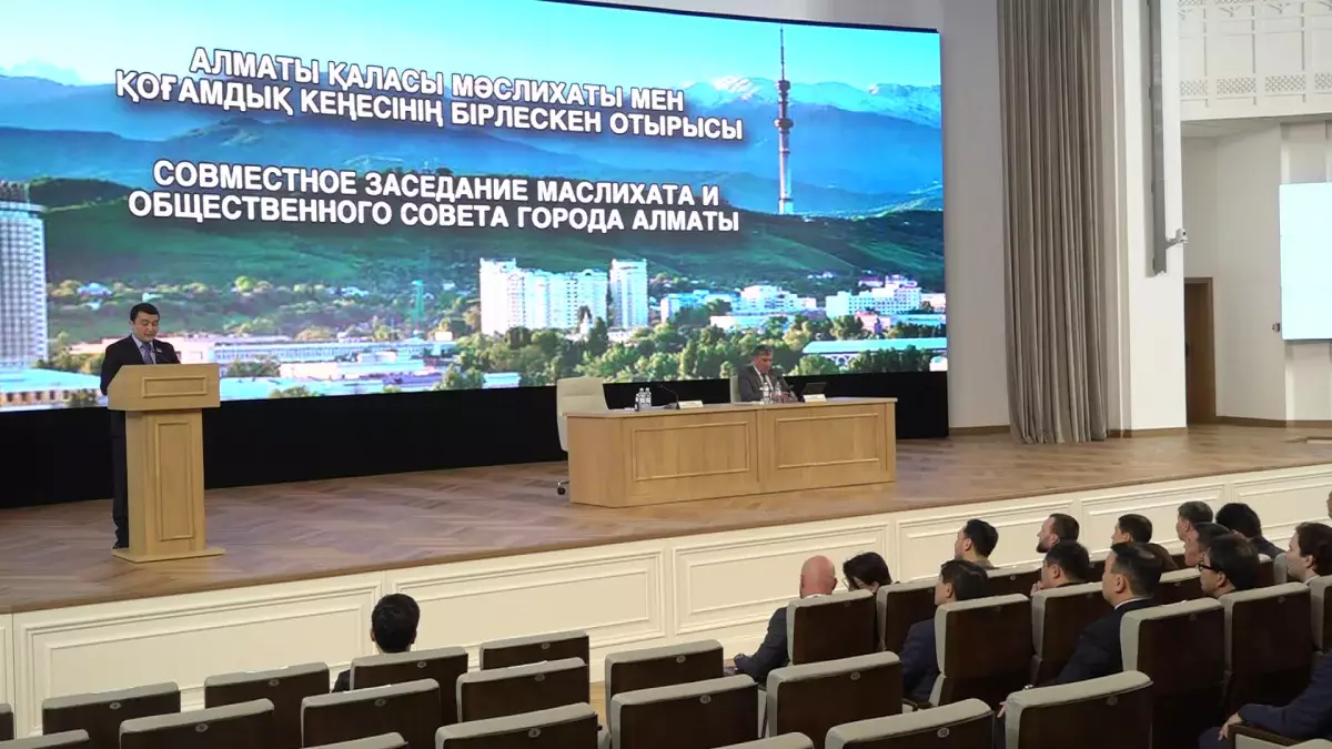 Соңғы шешімді республикалық референдумда тек халық қабылдайды - Мейіржан Отыншиев