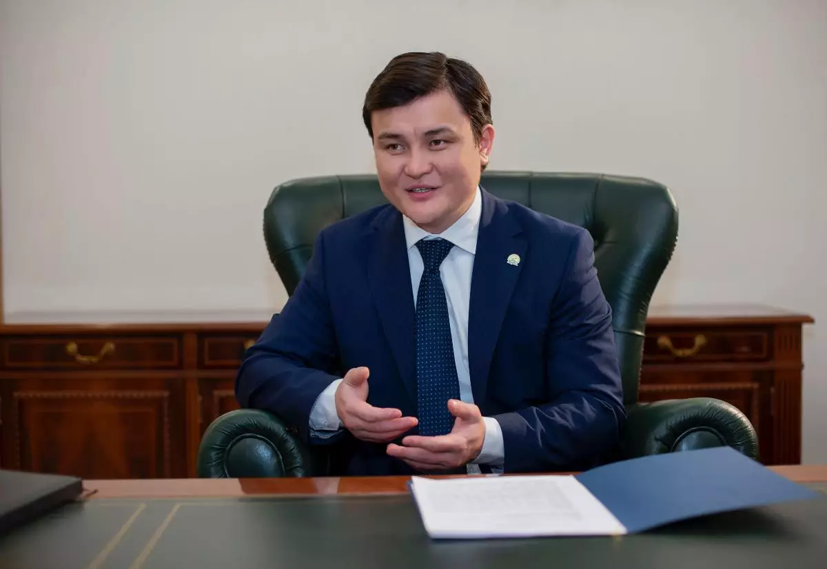 Әсет Ерғалиев президенттің кеңесшісі болып тағайындалды