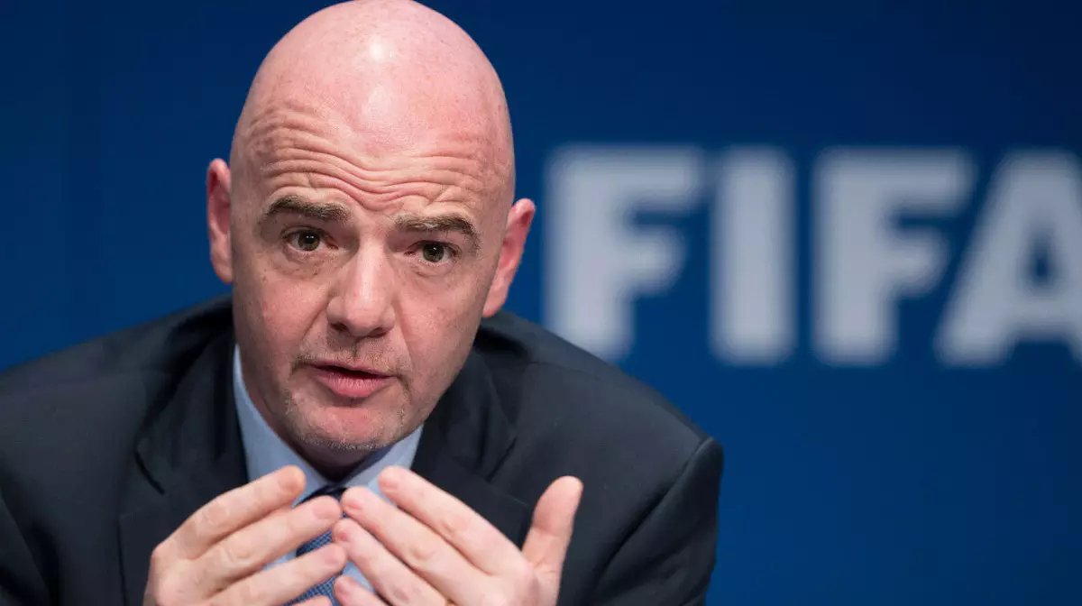 Глава ФИФА Инфантино призвал вернуть Россию в международный футбол