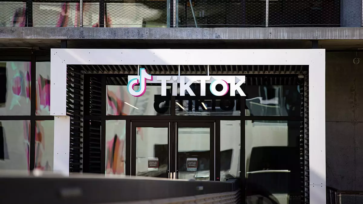 TikTok после продажи в США: что изменилось и как им безопасно пользоваться.