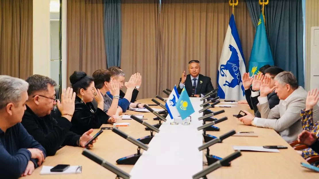 Конституция жобасы: "Ақ жол" депутаттары бірпалаталы парламентті қолдайды