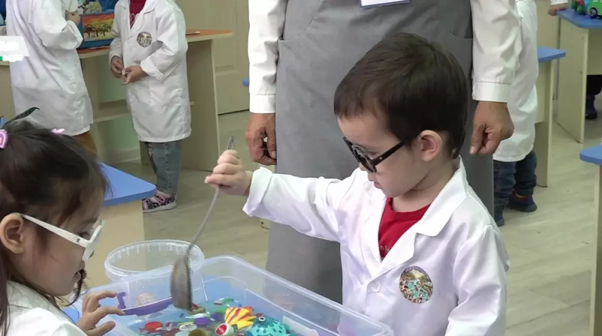 Играя - учатся беречь природу: необычная акция в детском саду Алматы