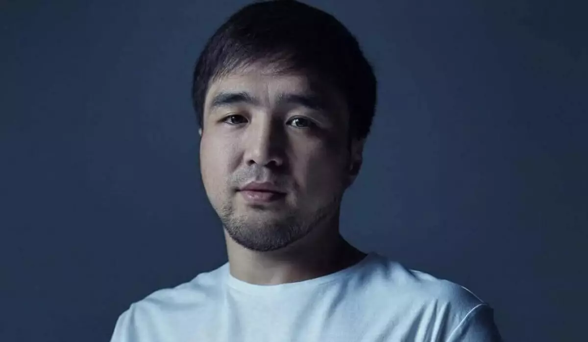 «Оңай болған жоқ»: Елдос Сметов жағдайын айтып, бейнежазба жариялады (ВИДЕО)