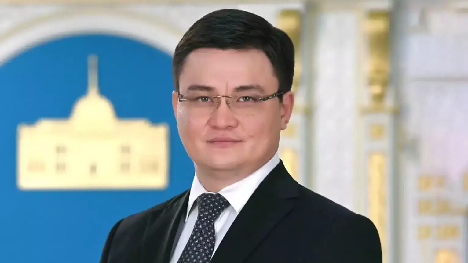 Ақордада ауыс-түйіс: Тоқаев жаңа көмекшісін тағайындады