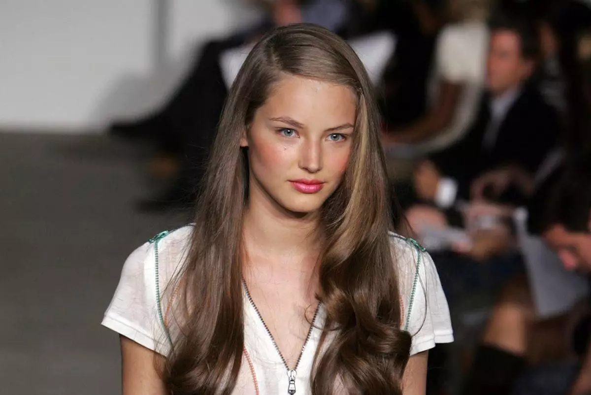 Имя модели из Казахстана всплыло в рассекреченных материалах по делу Эпштейна