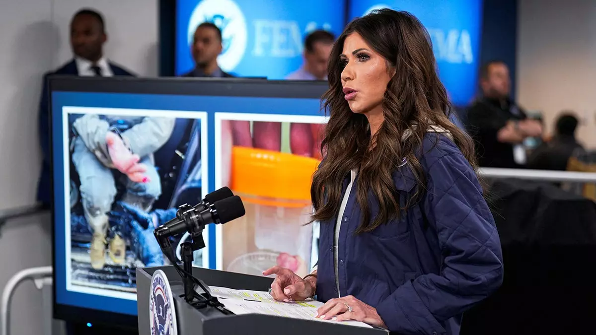 Кристи Ноэм распорядилась о немедленном внедрении нательных камер для федеральных офицеров в Миннеаполисе после смертельных перестрелок.