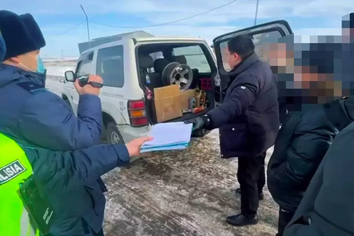Водитель иномарки пытался перевезти 18 кг марихуаны в области Абай (ВИДЕО)
