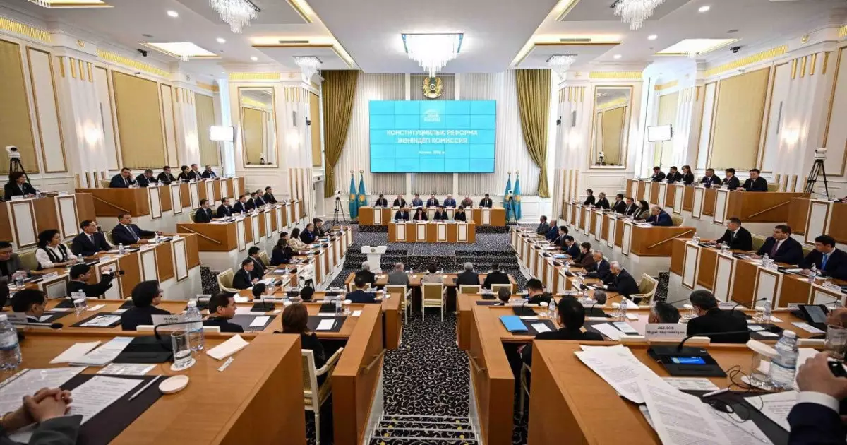   Қазақстанның жаңа Конституциялық жобасы: құқықтық жүйенің жаңа кезеңі – Қарлығаш Үсеинова   