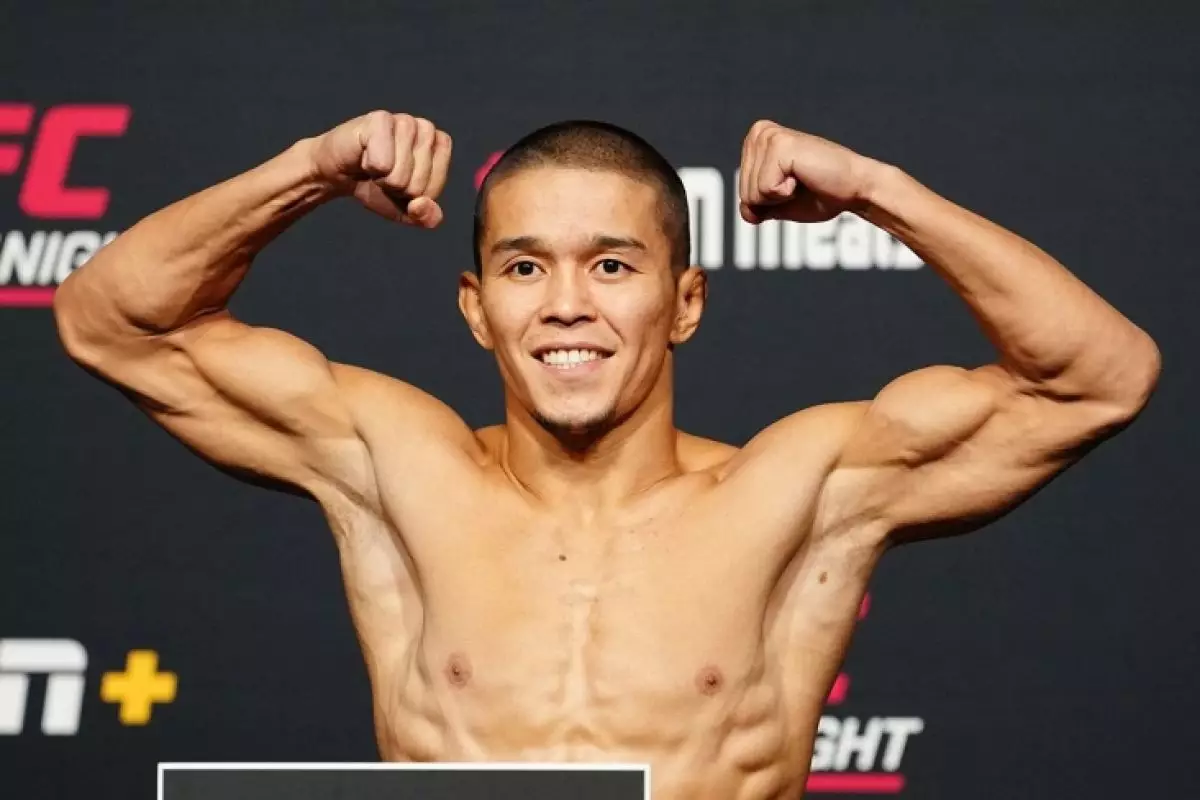 Асу Алмабаевтың UFC-дегі басты жекпе-жегі өтпейтін болды