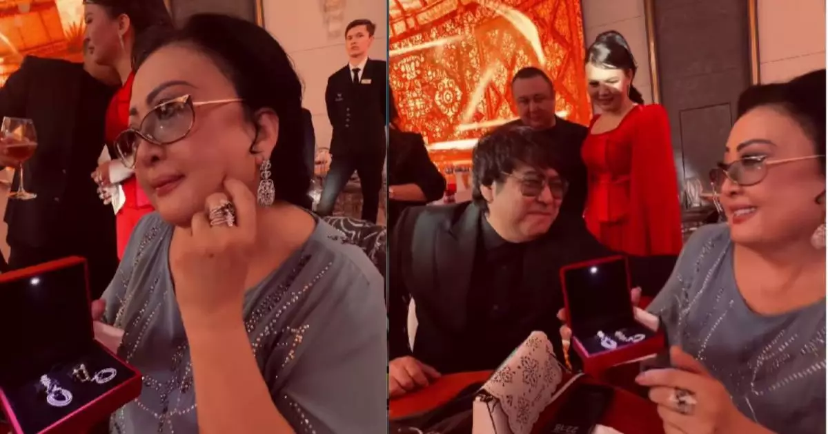  `Ырысбала келіннің сырға-сақинасын тақтық`: Мақпал Жүнісоваға танымал блогер қымбат сыйлық табыстады (ВИДЕО) 