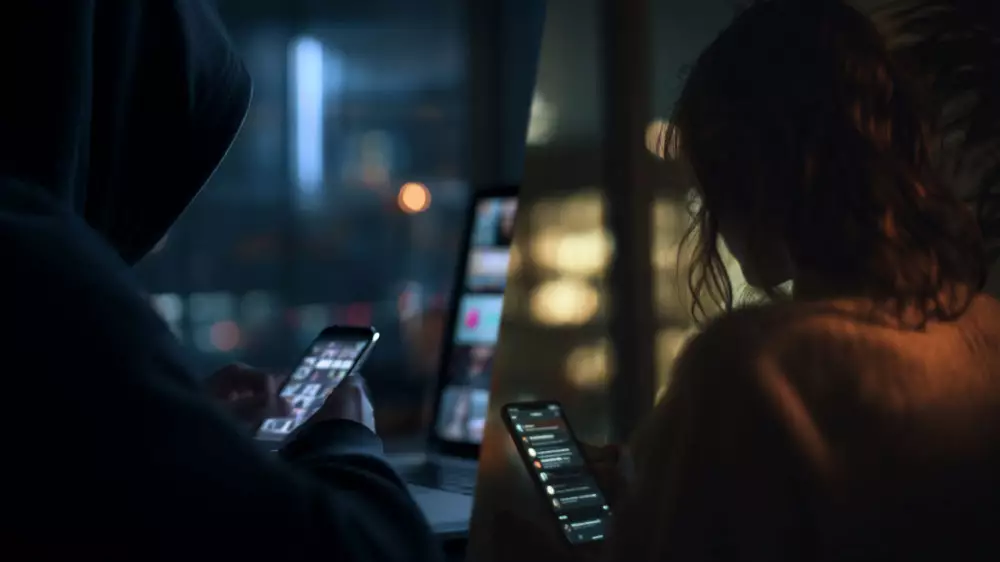 Преследовали через соцсети и WhatsApp: полиция расследует новые случаи сталкинга в Казахстане