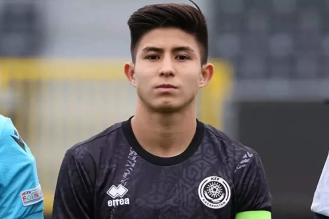Дастан Сатпаев вернулся в состав "Кайрата" после травмы