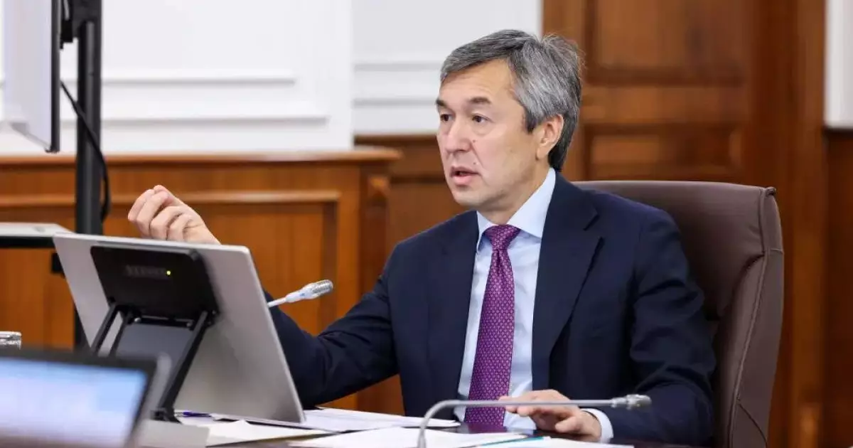  Раимбек Баталов назначен внештатным советником Президента 