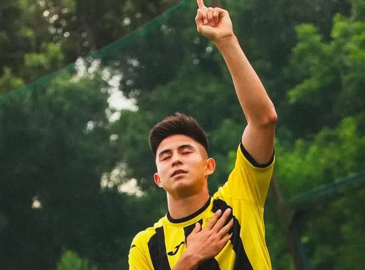 Снова в строю: Дастан Сатпаев вернулся в «Кайрат» после травмы