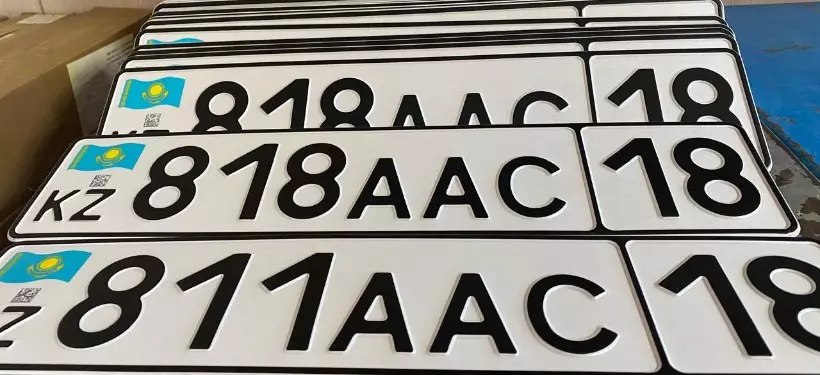 Как сохранить госномер при смене авто, напомнили семейчанам