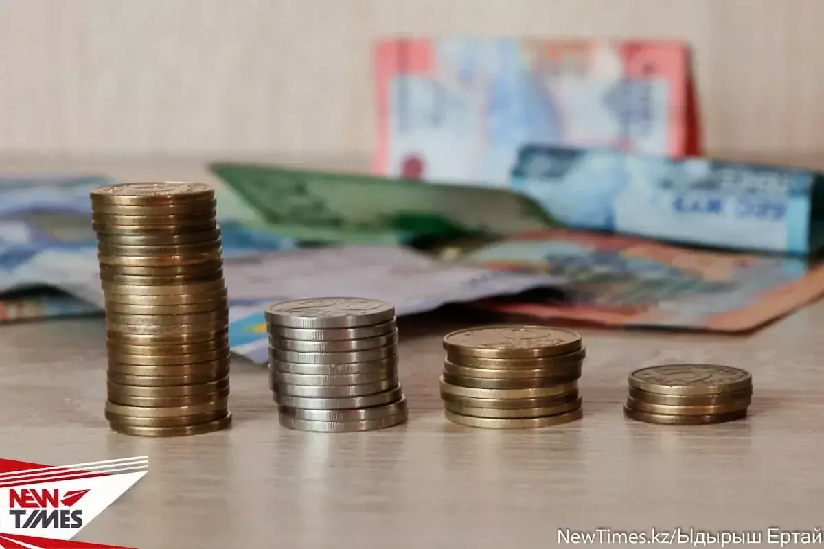 От кроссовок до бензина: в Казахстане обновлен двухлетний максимум по росту цен