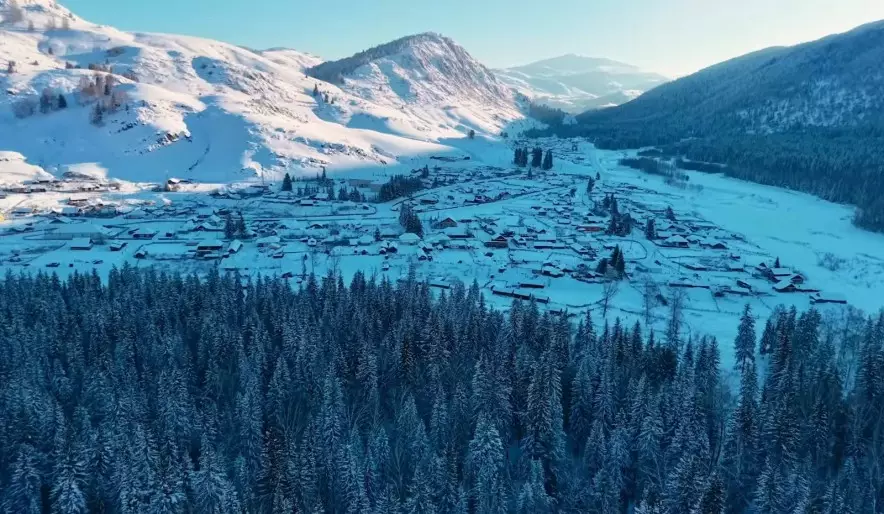 Танымал блогерлер Қазақстанның Швейцариясы - Катон-Қарағай туралы арнайы репортаж түсіріп қайтты