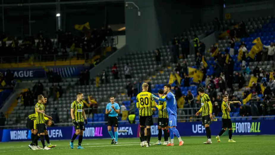 "Кайрат" откроет сезон-2026 в казахстанском футболе. С кем сыграют и когда?