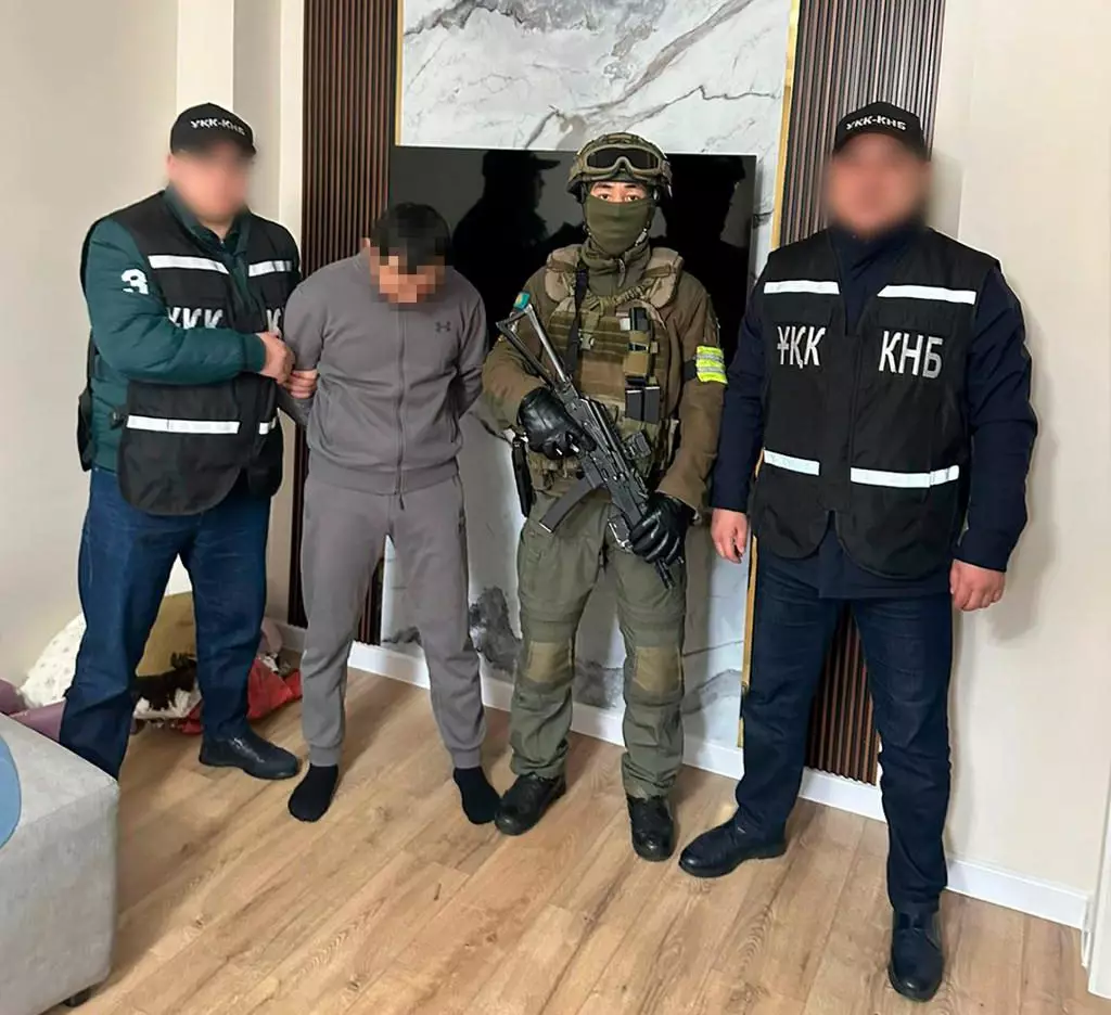 МВД и КНБ провели задержания в двух мегаполисах (видео)