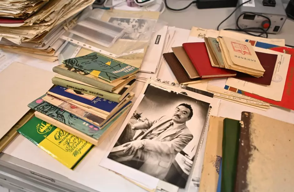 Шерхан Мұртазаның қолжазбалары цифрланды