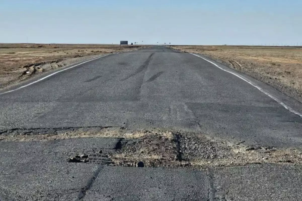 В Казахстане временно отменена плата за проезд по дефектным отрезкам платных дорог