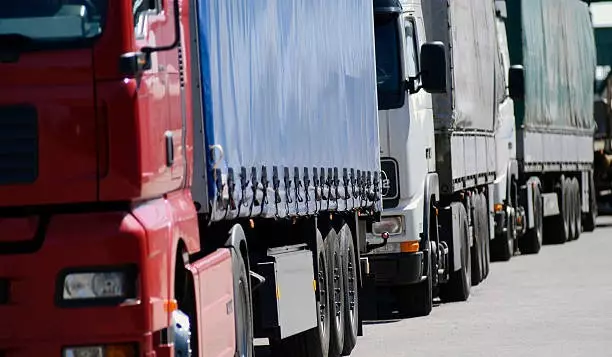 ЕЭК прокомментировала скопление грузовиков на казахстанско-кыргызской границе