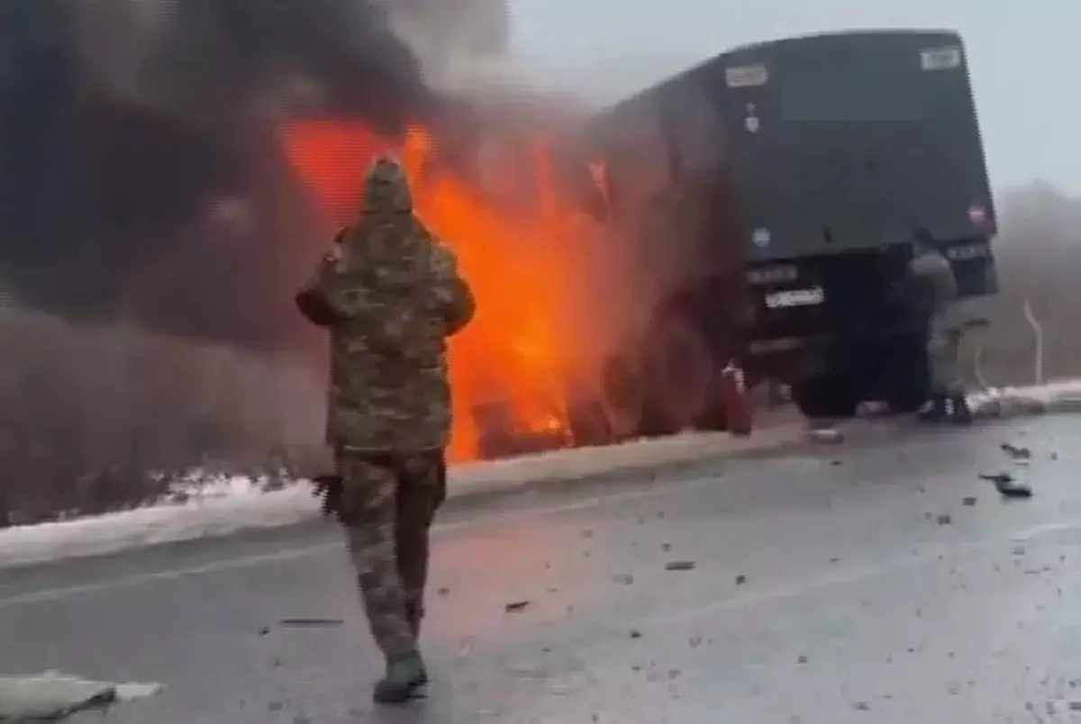 Заживо сгорел в машине: в Кызылординской области произошло жуткое ДТП