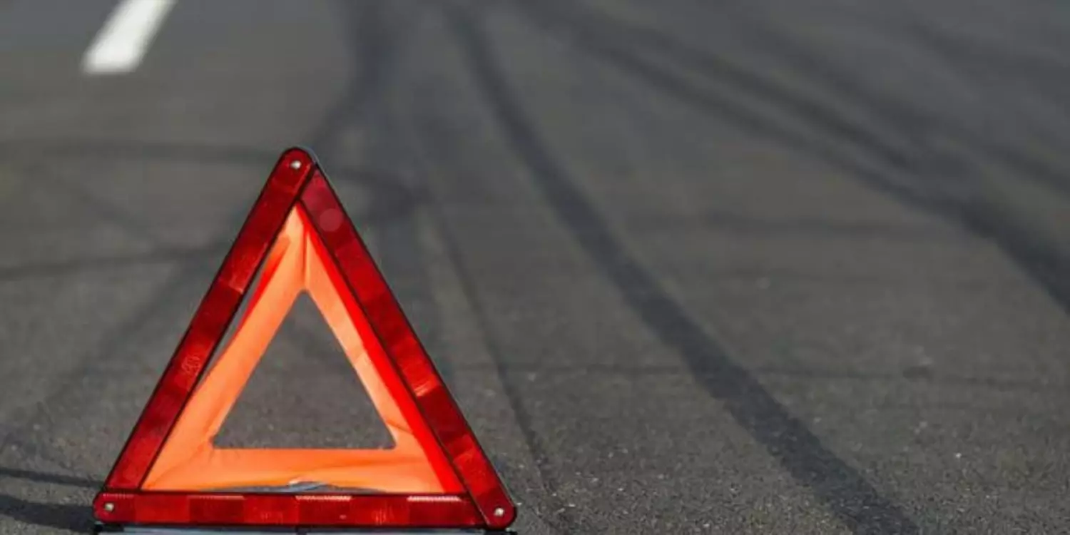 Абай облысында 50 адам мінген автобус аударылып қалды (ВИДЕО)